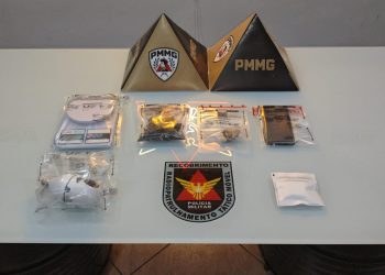 Homem com tornozeleira eletrônica é preso durante operação contra tráfico no bairro Santa Rita