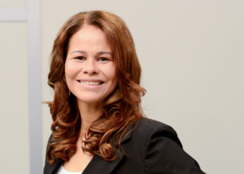 Sheila Bicalho, gerente comercial do DRD e executiva de contas da TV Leste, é destaque no Conexão Elas 2026