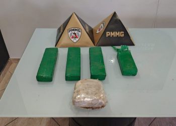 PM apreende cerca de 5 quilos de maconha após denúncia anônima no bairro Conjunto Sir