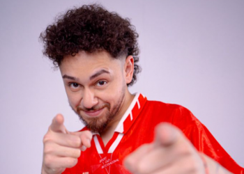 Gio Lisboa apresenta espetáculo que resgata o clima dos domingos em família em Valadares