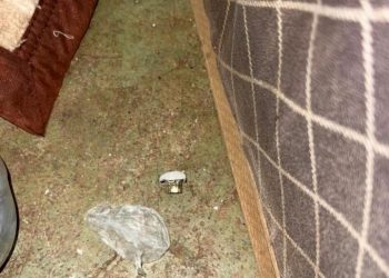 Homem é baleado dentro de casa durante tentativa de homicídio em Resplendor