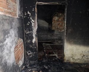 Homem é preso após agredir mãe de 96 anos e atear fogo em casa no bairro Jardim Primavera