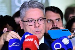 CPI do Crime Organizado vota relatório com pedidos de indiciamento de ministros do STF e do PGR nesta terça-feira