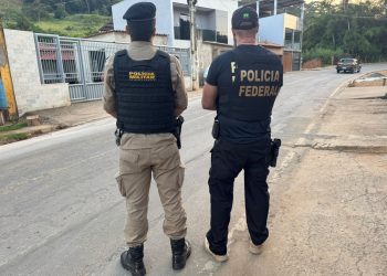 PF cumpre mandados em Iapu e Bugre e mira migração ilegal para os EUA