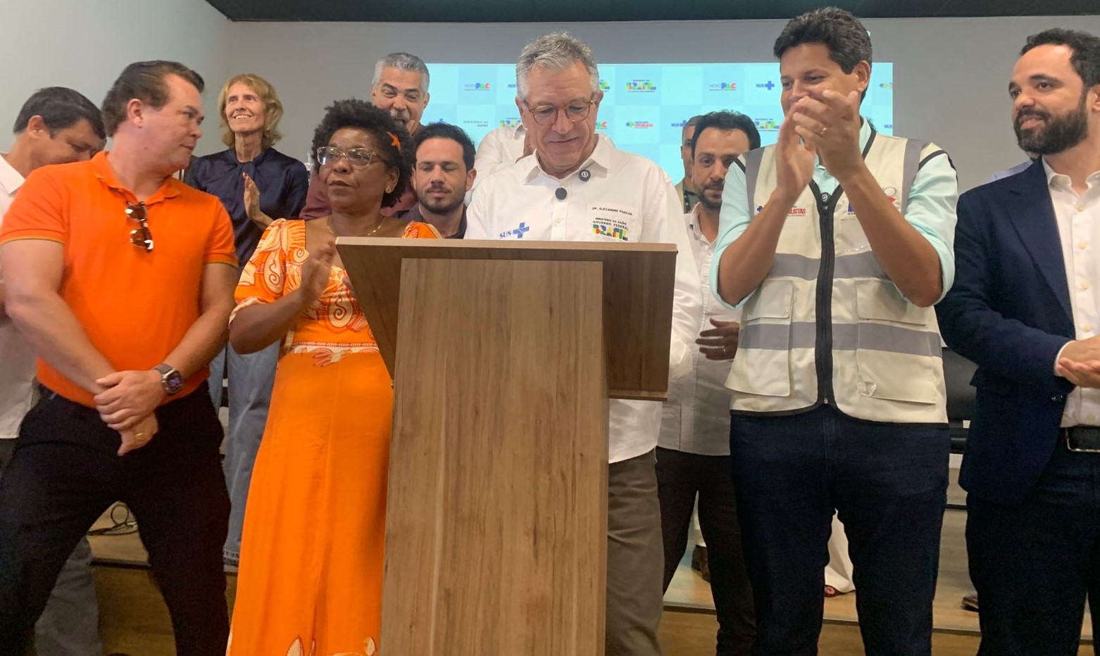 Ministro da Saúde anuncia reforço de R$ 60 milhões para saúde em Minas durante evento em Valadares