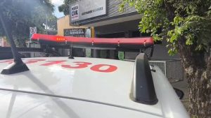 Homem é preso após agredir ex-companheira com faca, socos e chutes no bairro Jardim do Trevo