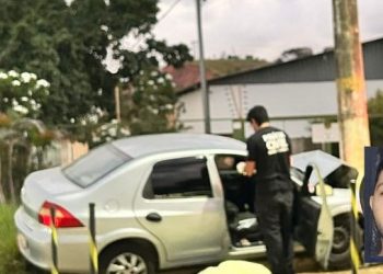 Jovem morre após colisão de carro contra poste no Distrito Industrial