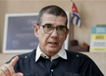 Cuba estuda movimentação militar dos EUA diante de ameaças de Trump