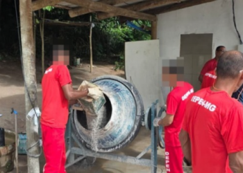 Penitenciária de Teófilo Otoni inaugura fábrica de artefatos de concreto com mão de obra de detentos