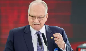 Fachin diz respeitar decisão do Senado que rejeitou Messias ao STF