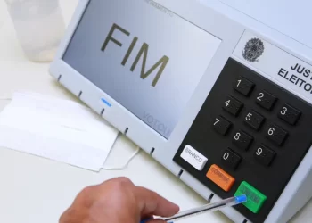 TSE faz novos testes de segurança na urna eletrônica