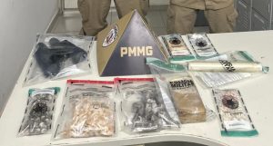 Operação policial contra o tráfico resulta em prisão e apreensão de drogas em Conselheiro Pena