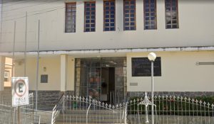 Clínica veterinária é condenada por falha em cirurgia de castração de cadela em Resplendor