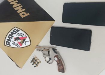 Idoso é preso após ser denunciado por divulgar imagens íntimas de uma mulher em redes sociais em Capitão Andrade