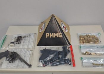 Operação contra o tráfico apreende adolescente, armas e munições em Mathias Lobato