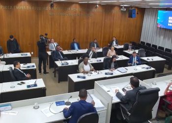Novo pedido de impeachment contra Coronel Sandro avança após denúncia aceita pela Câmara
