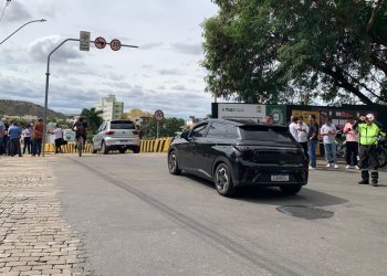 Prefeitura de Valadares libera circulação parcial no Viaduto do Filadélfia após obras emergenciais