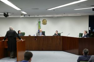 STF mantém prisão de pai e primo de Daniel Vorcaro em investigação sobre fraudes no Banco Master
