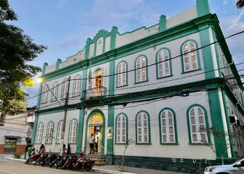 Câmara de Teófilo Otoni aprova reajuste de 5,4% para professores da rede municipal