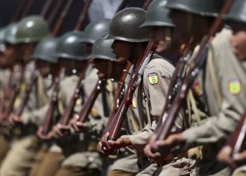 Exército mantém patrulha de fronteiras mesmo com bloqueio do orçamento