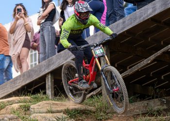 Terceira etapa do Campeonato Mineiro de Downhill é realizada com sucesso em Valadares
