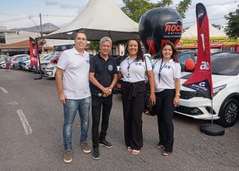 TV Leste prestigia Mega Feirão TVCar em Governador Valadares