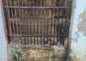Mulher sofre queimaduras graves após incendiar uma casa no bairro Altinópolis