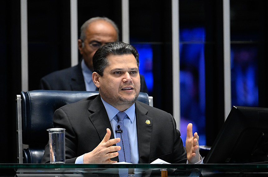 Davi Alcolumbre indica que a PEC da escala 6x1 não irá diretamente ao Plenário do Senado