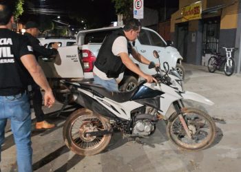 Suspeito de receptação de gado é preso com motocicleta clonada na zona rural de Valadares