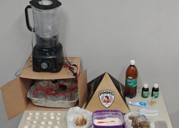 PM encontra estufa para refino de drogas, apreende cocaína e prende mulher em Valadares
