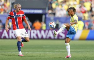 Haaland decide, Noruega bate o Brasil por 2 a 1 e avança às quartas de final da Copa do Mundo