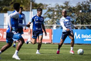 Amistoso entre Cruzeiro e Defensor terá transmissão da TV Rio Doce neste sábado