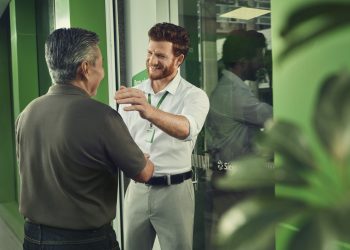 Sicredi realiza “Tudo Certo” para renegociação de pendências financeiras em Valadares e outras seis cidades mineiras