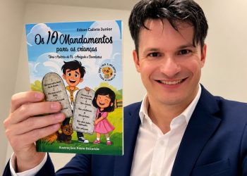 Jornalista valadarense lança livro infantil inspirado nos Dez Mandamentos