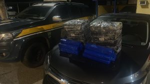 PRF apreende cerca de 50 kg de maconha em Teófilo Otoni
