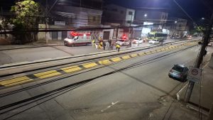 Duas mulheres ficam feridas após colisão entre motocicletas na Avenida JK