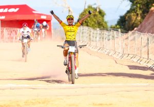Iara Caetano é tricampeã brasileira de MTB no XCE