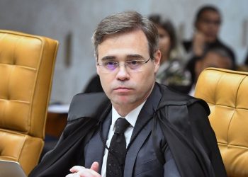 Mendonça autoriza investigação sobre patrimônio de Vorcaro no exterior 