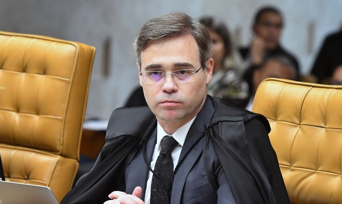 Mendonça autoriza investigação sobre patrimônio de Vorcaro no exterior