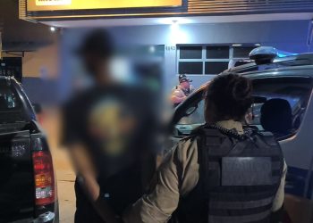 PM prende dois suspeitos de envolvimento em homicídio registrado no bairro Palmeiras