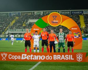 Cruzeiro e Chapecoense decidem vaga nas quartas da Copa do Brasil no Mineirão