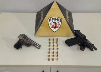 Homem é preso com duas pistolas e 22 munições durante abordagem da PM no Santa Paula