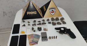 PM prende homem após operação com apreensão de drogas e arma no bairro Grã-Duquesa