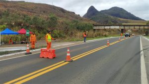 Interdição de viaduto no ES altera trajeto entre Valadares e Vitória