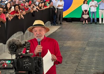 Lula visita obras de duplicação da BR-116 e da Ponte do São Raimundo