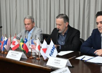 FIEMG debate minerais críticos e amplia diálogo sobre cooperação internacional