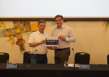 Fecomércio MG entrega proposta THDG ao senador Rogério Marinho e amplia debate sobre novas relações de trabalho