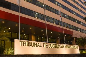 Homem apontado como líder de organização ligada ao PCC tem prisão restabelecida pelo TJMG e segue foragido