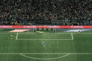 Atlético vence Santos nos pênaltis e avança à semifinal da Copa Sul-Americana