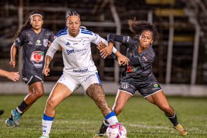 Cruzeiro domina e vence o Democrata no Mamudão pelo Mineiro Feminino